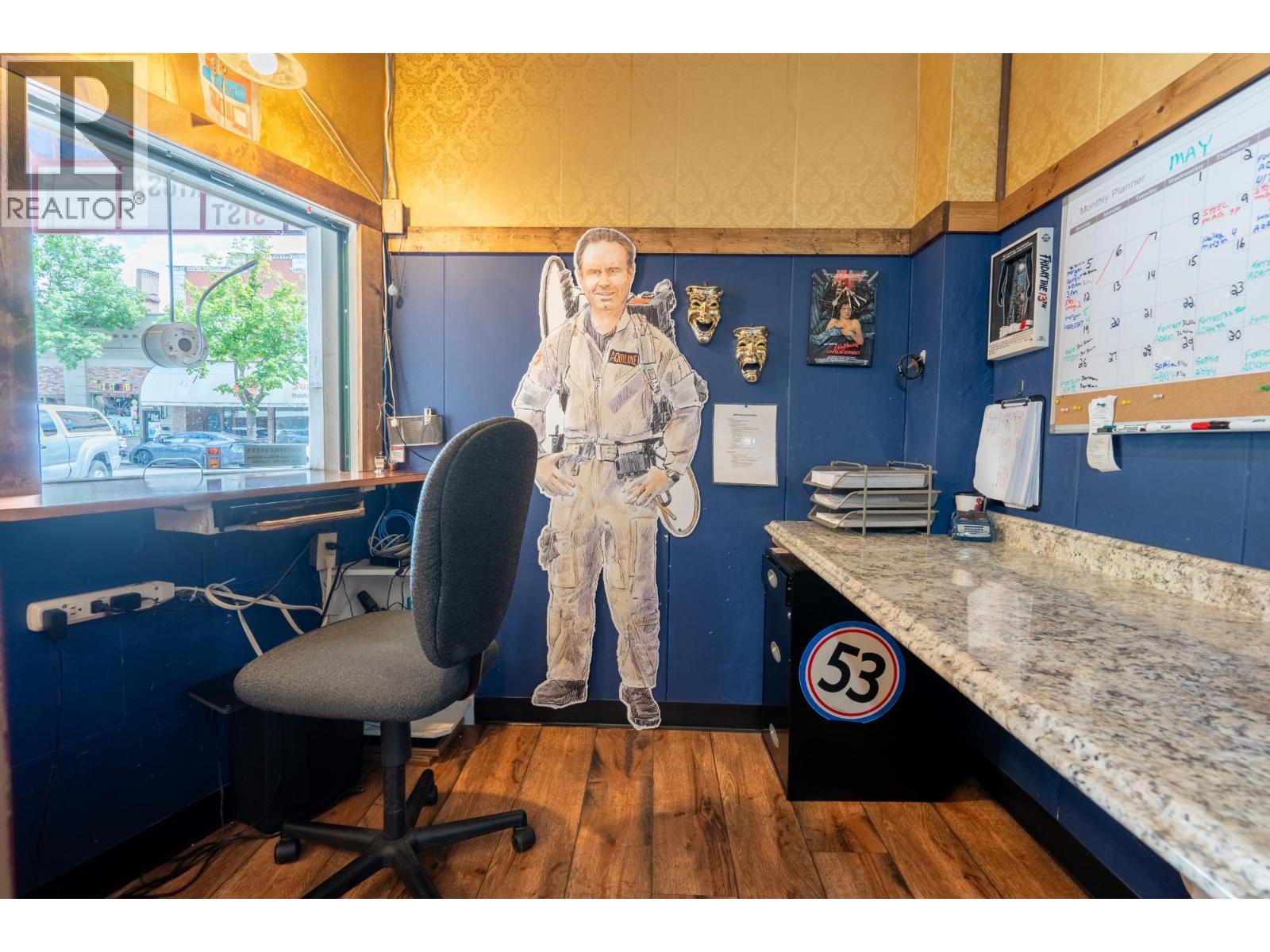  257 MARKET Avenue, Grand Forks