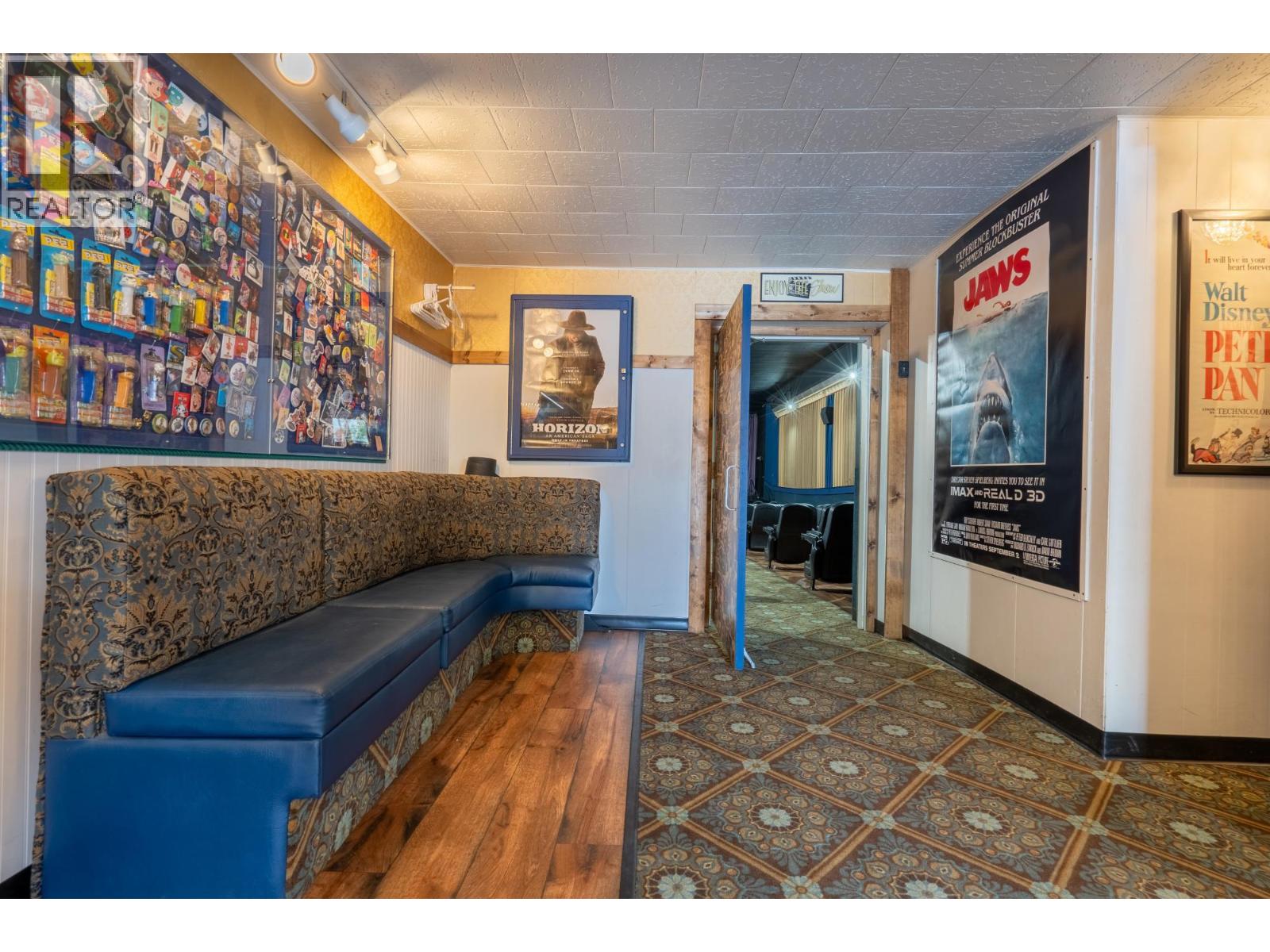  257 MARKET Avenue, Grand Forks