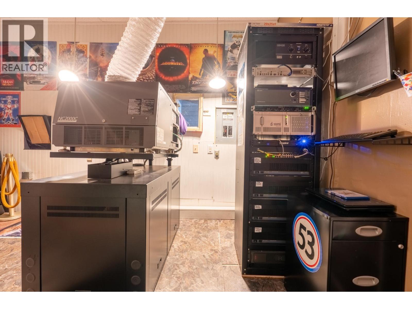  257 MARKET Avenue, Grand Forks