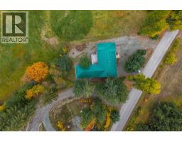 7799 Golf Course Road, Anglemont, BC V0E1M8 Photo 40