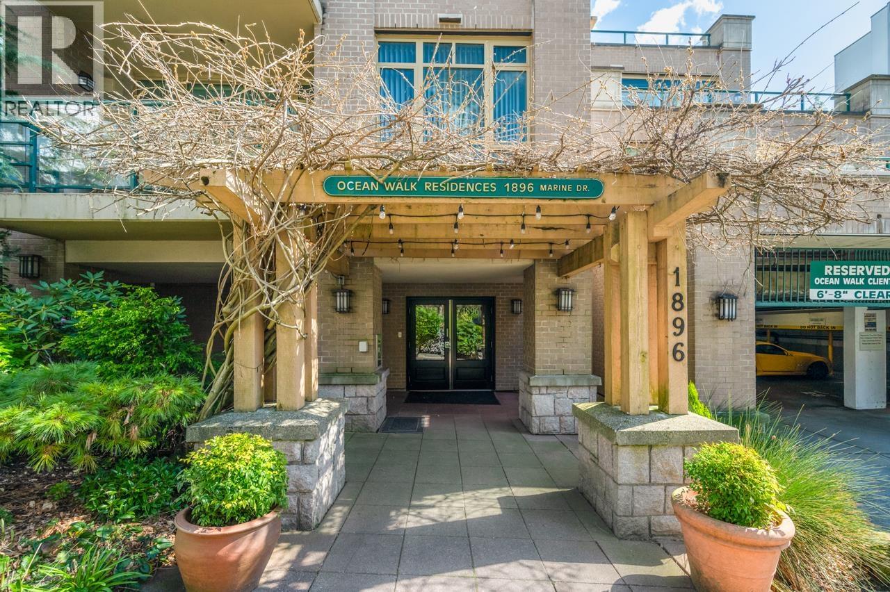 205 1896 MARINE DRIVE