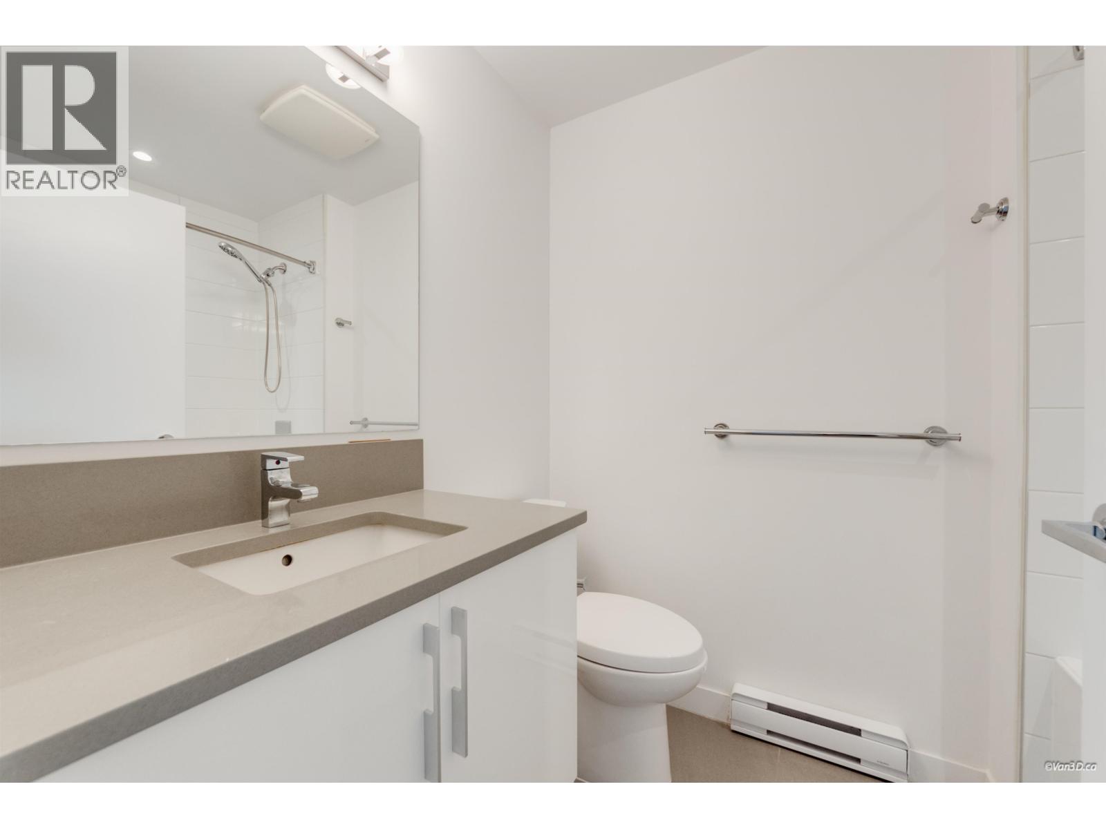 22 7039 MACPHERSON AVENUE, Burnaby