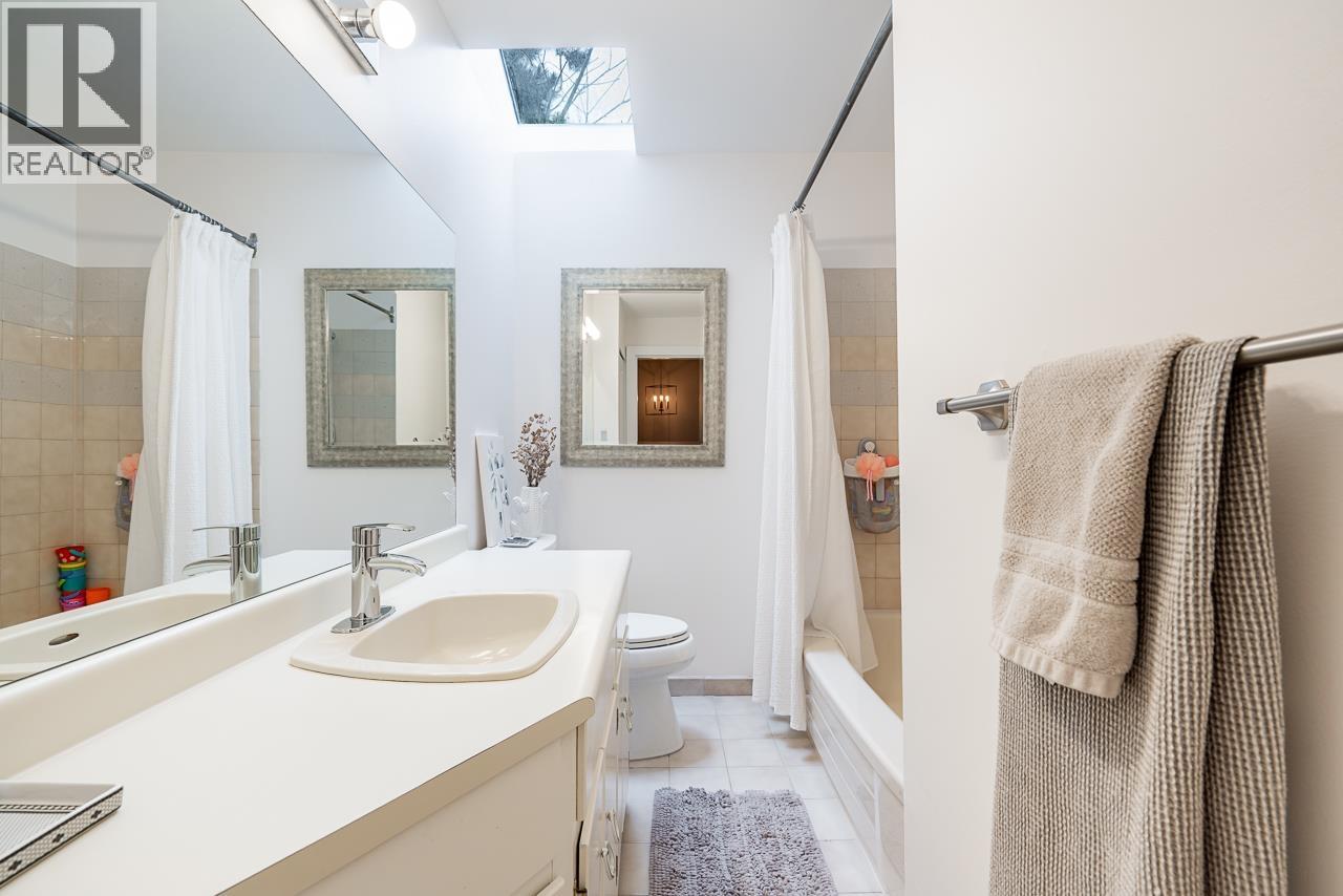 8551 WILDERNESS COURT, Burnaby