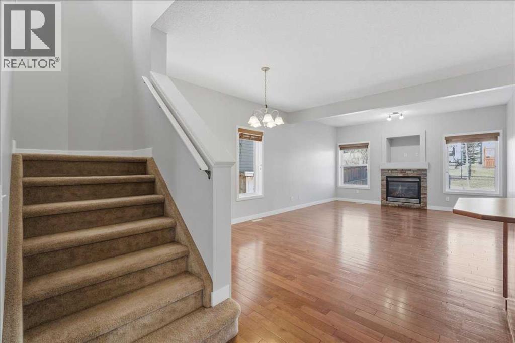 Single Family House for Sale in  Everoak Gardens SW Evergreen Calgary 