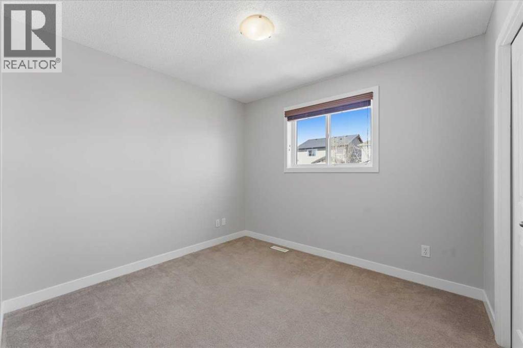 Single Family House for Sale in  Everoak Gardens SW Evergreen Calgary 