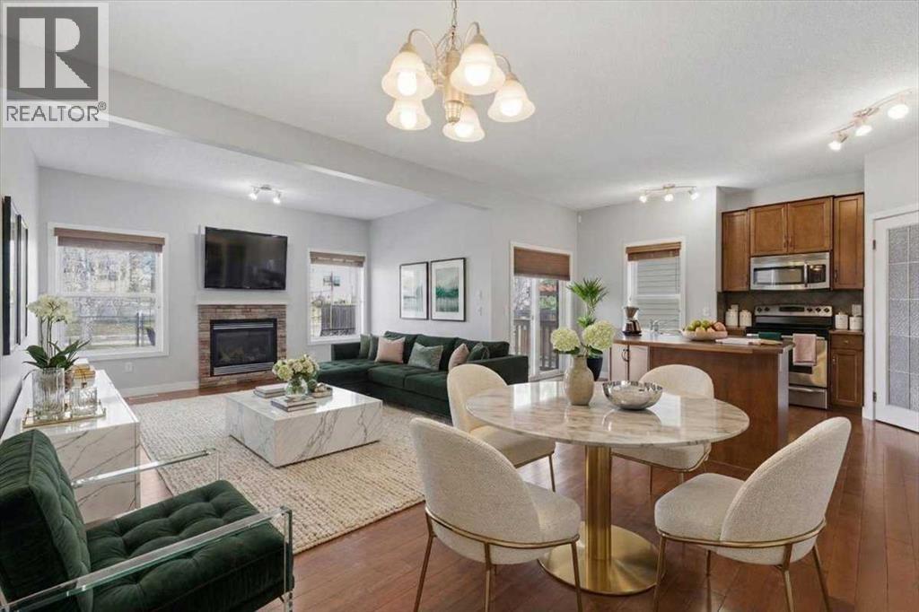 Single Family House for Sale in  Everoak Gardens SW Evergreen Calgary 