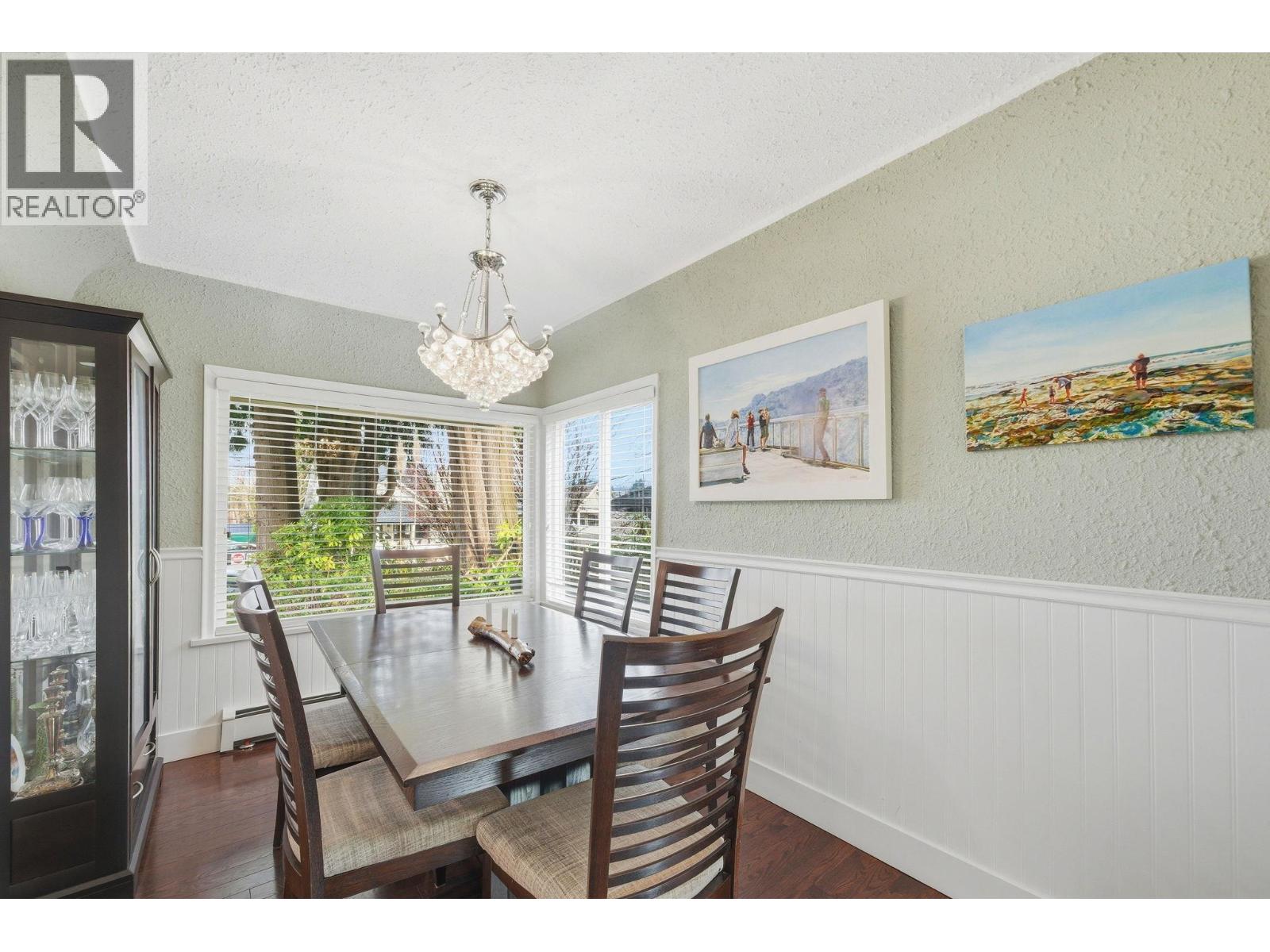 56 SEVENTH AVENUE, New Westminster