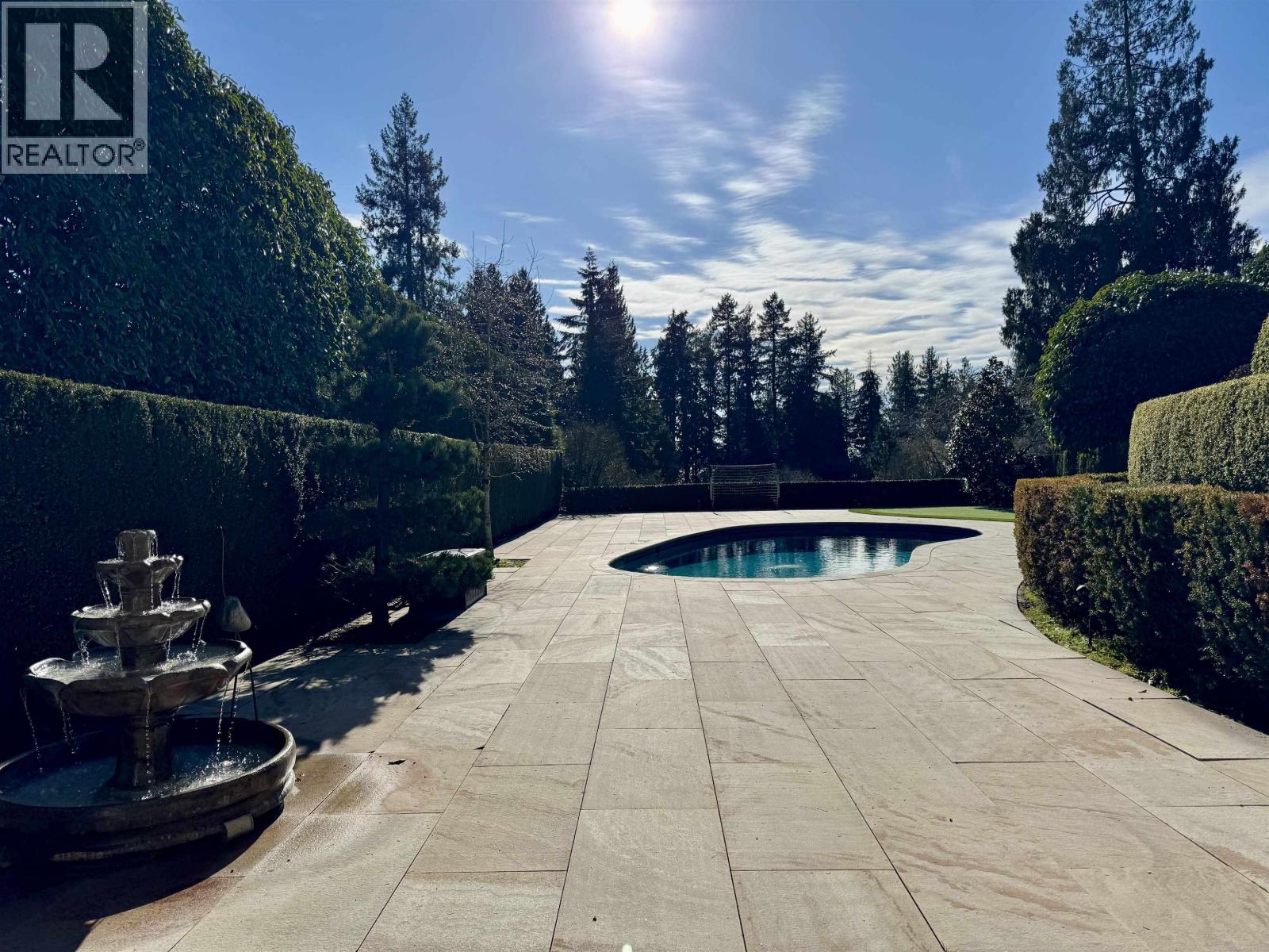 2920 MATHERS AVENUE, West Vancouver