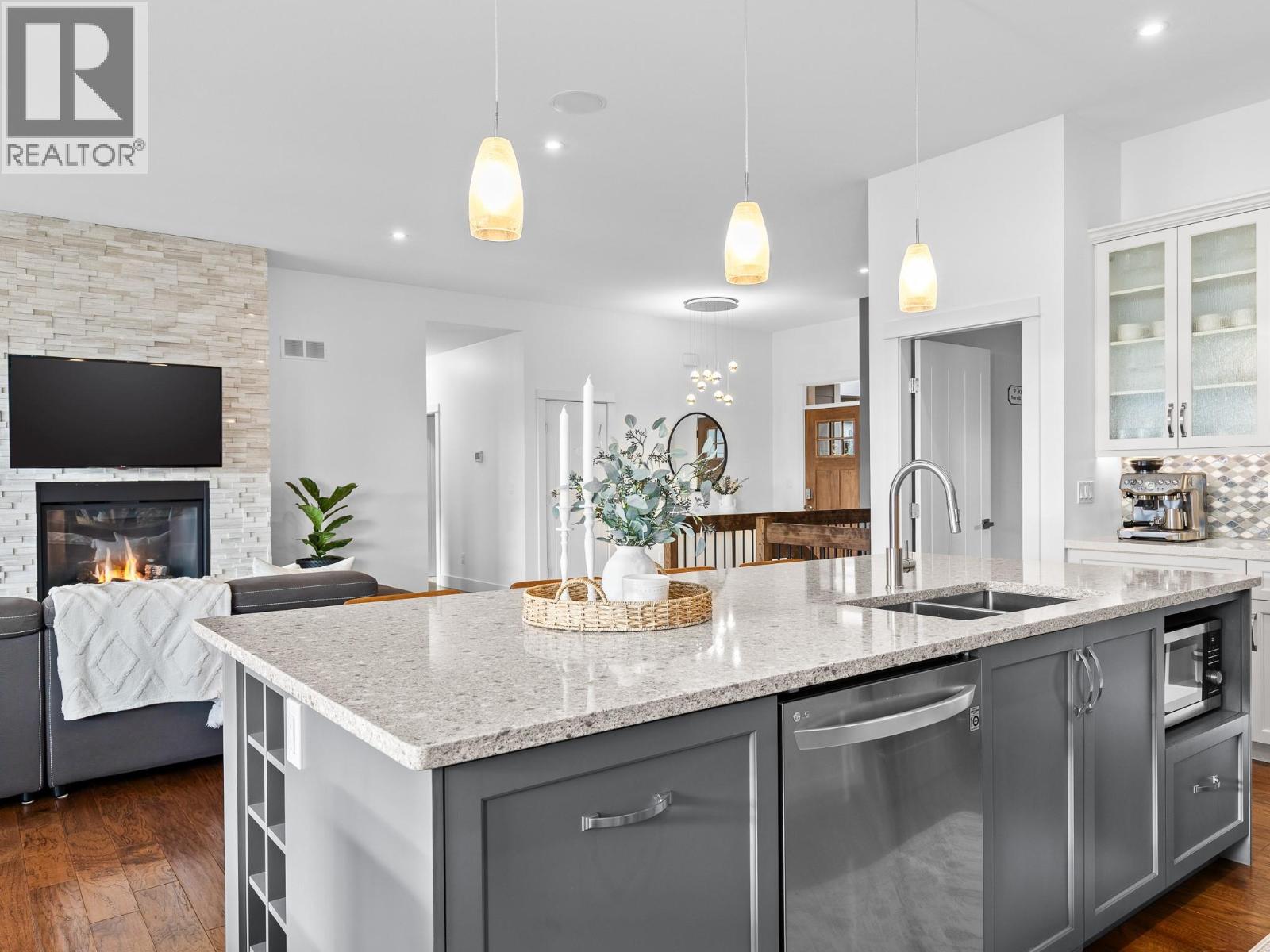  6666 Blackcomb Way, Vernon