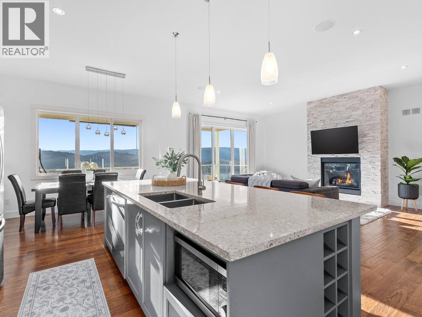  6666 Blackcomb Way, Vernon