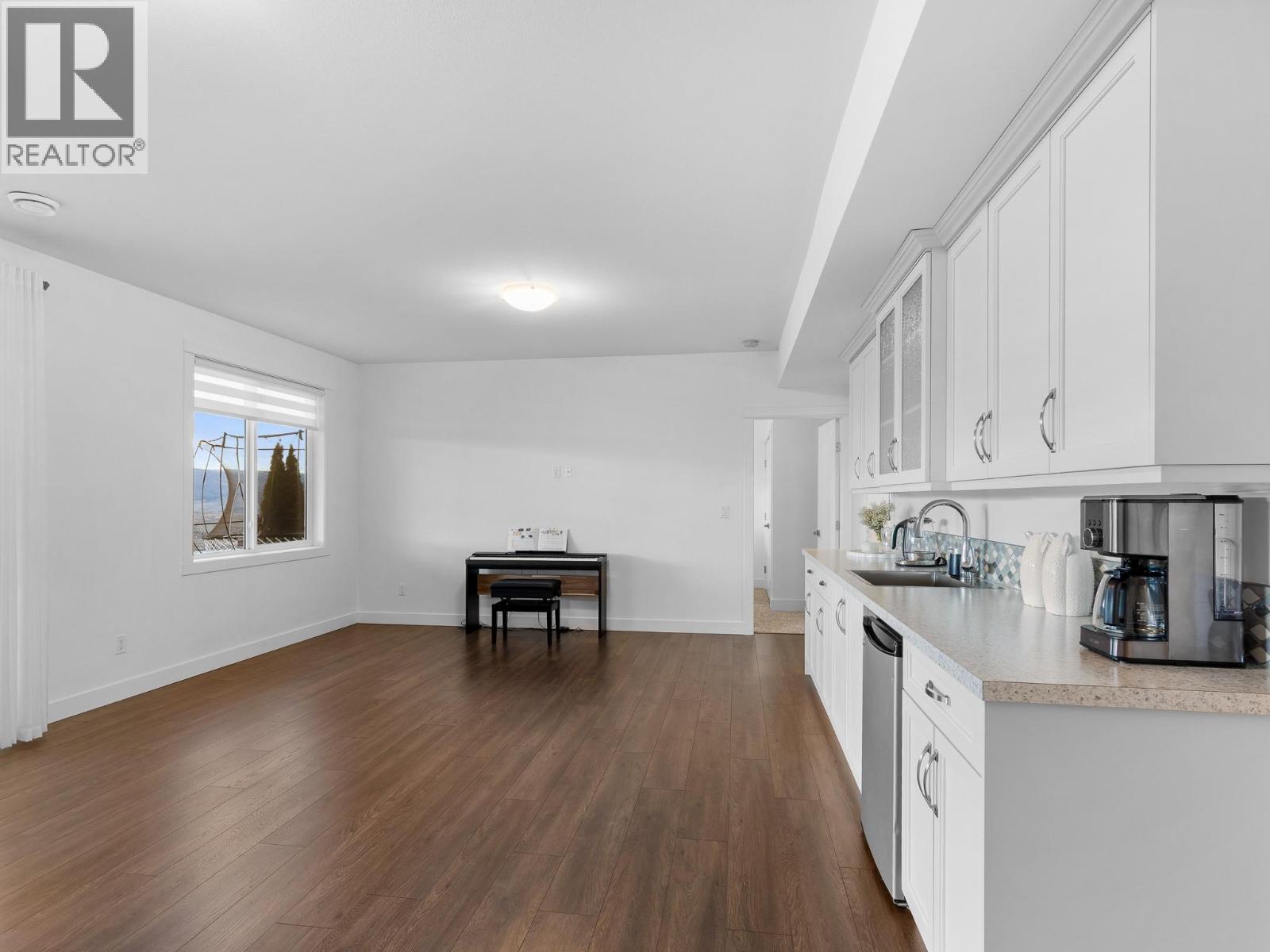  6666 Blackcomb Way, Vernon