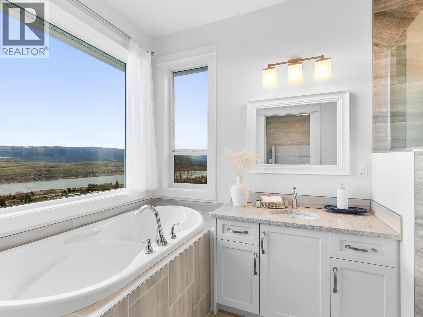  6666 Blackcomb Way, Vernon