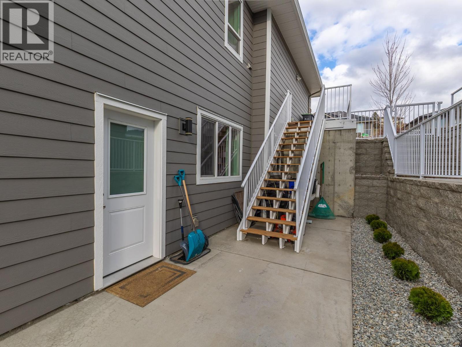  6666 Blackcomb Way, Vernon