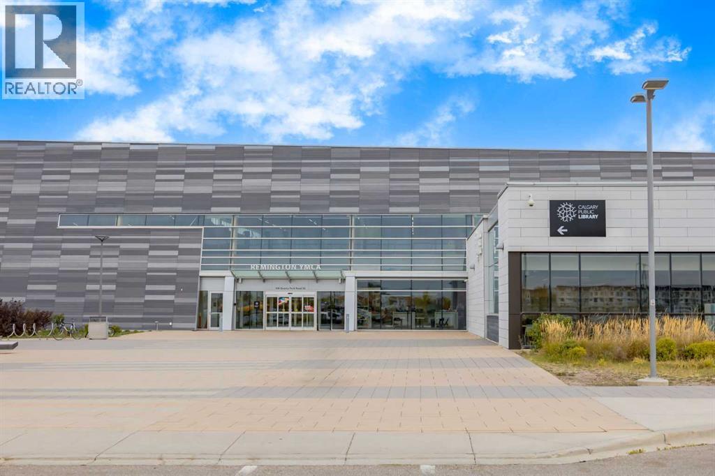 
          131 Quarry Way Southeast
            <br/>
            <span>Calgary</span>
            , 
            <span>AB</span>
             <span>T2C5L7</span>
         - Photo 48