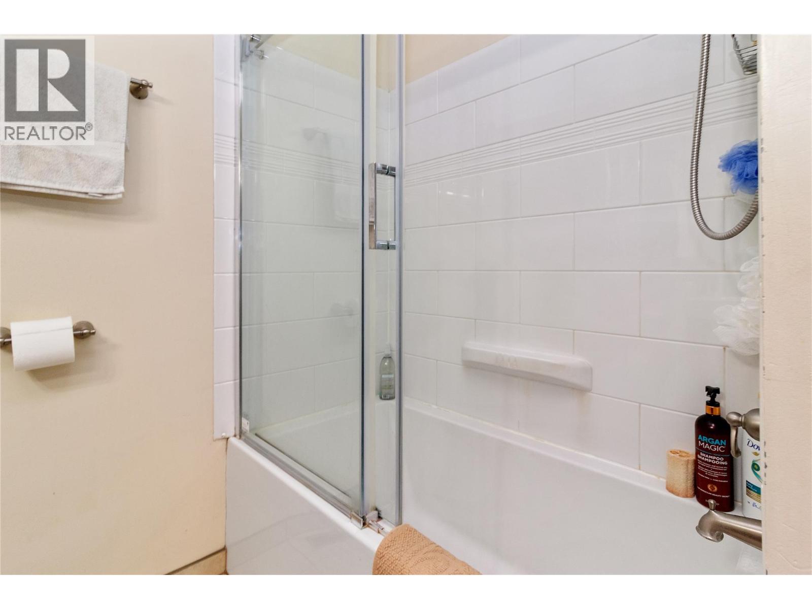  410 Madsen Road, Kelowna