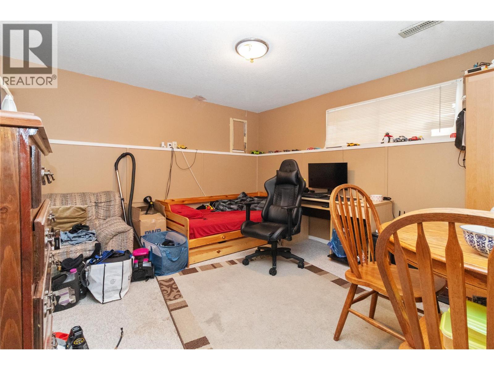  410 Madsen Road, Kelowna