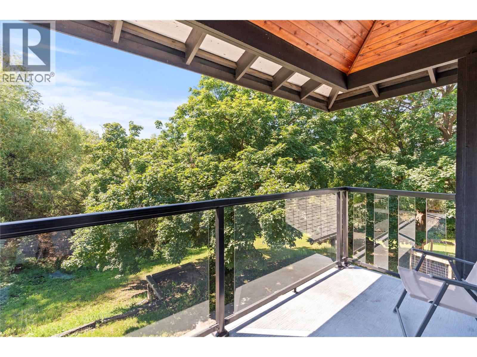 1451 Mountview Road - 38