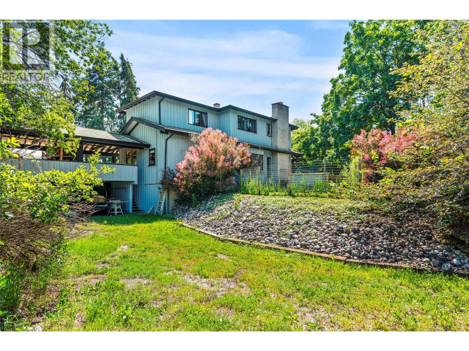 1451 Mountview Road - 12
