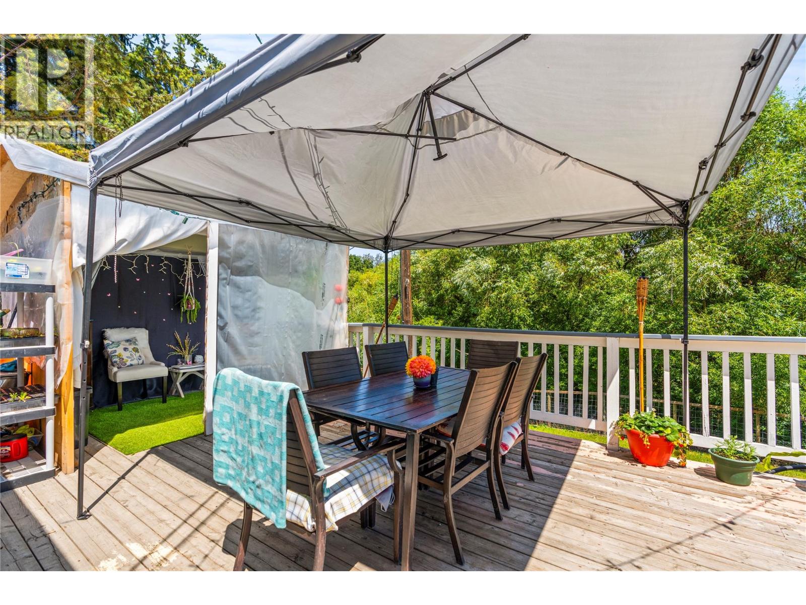 1451 Mountview Road - 69