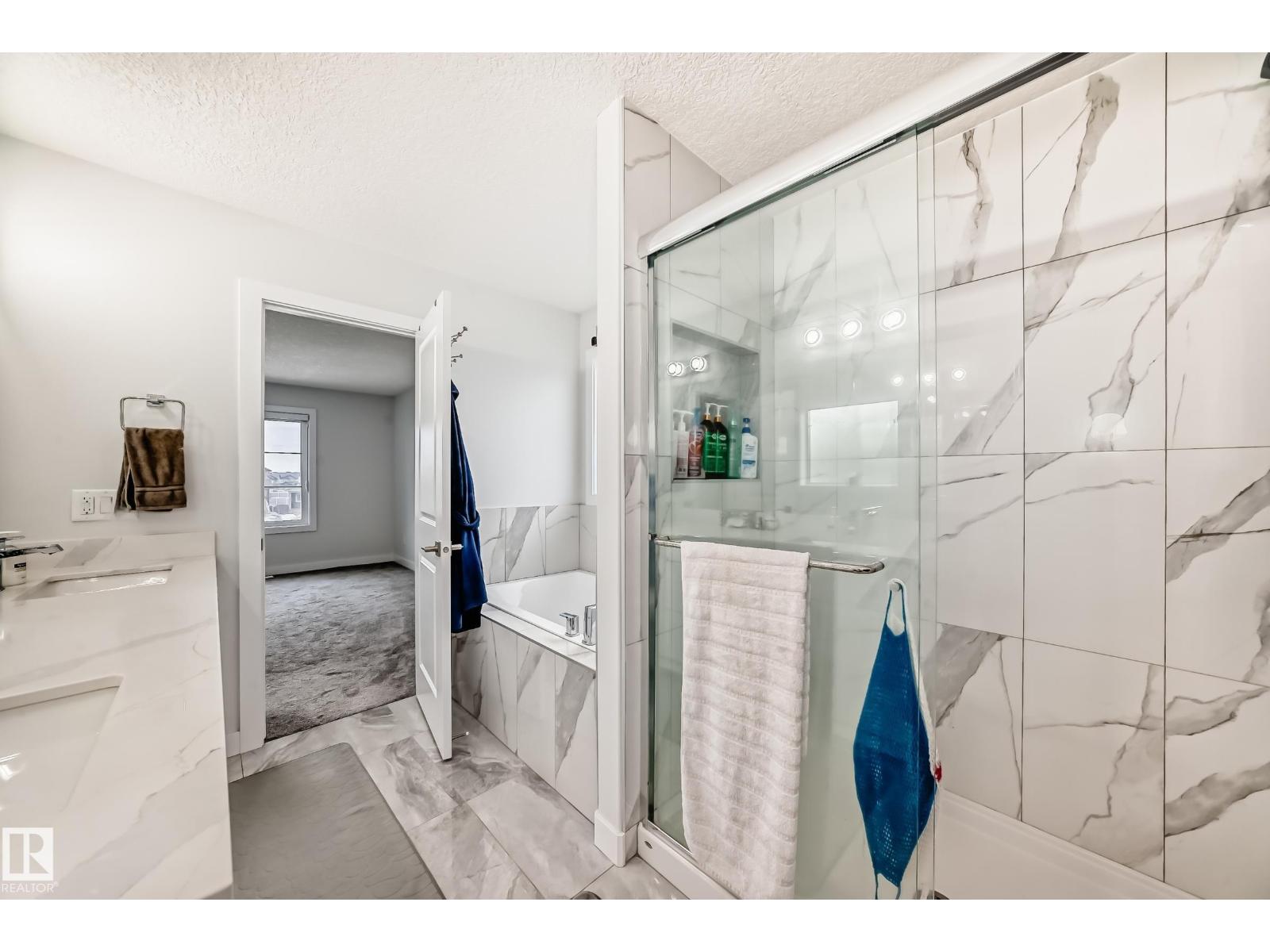 4509 170A AV NW - 30