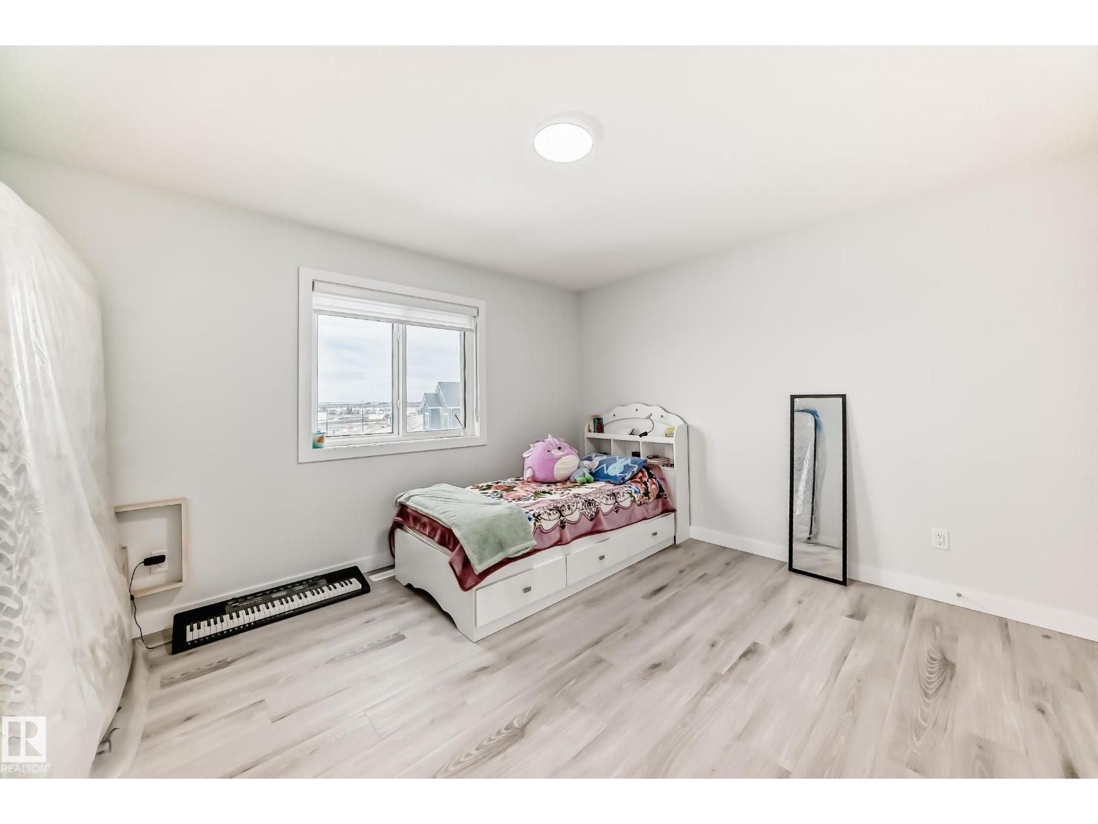 4509 170A AV NW - 32