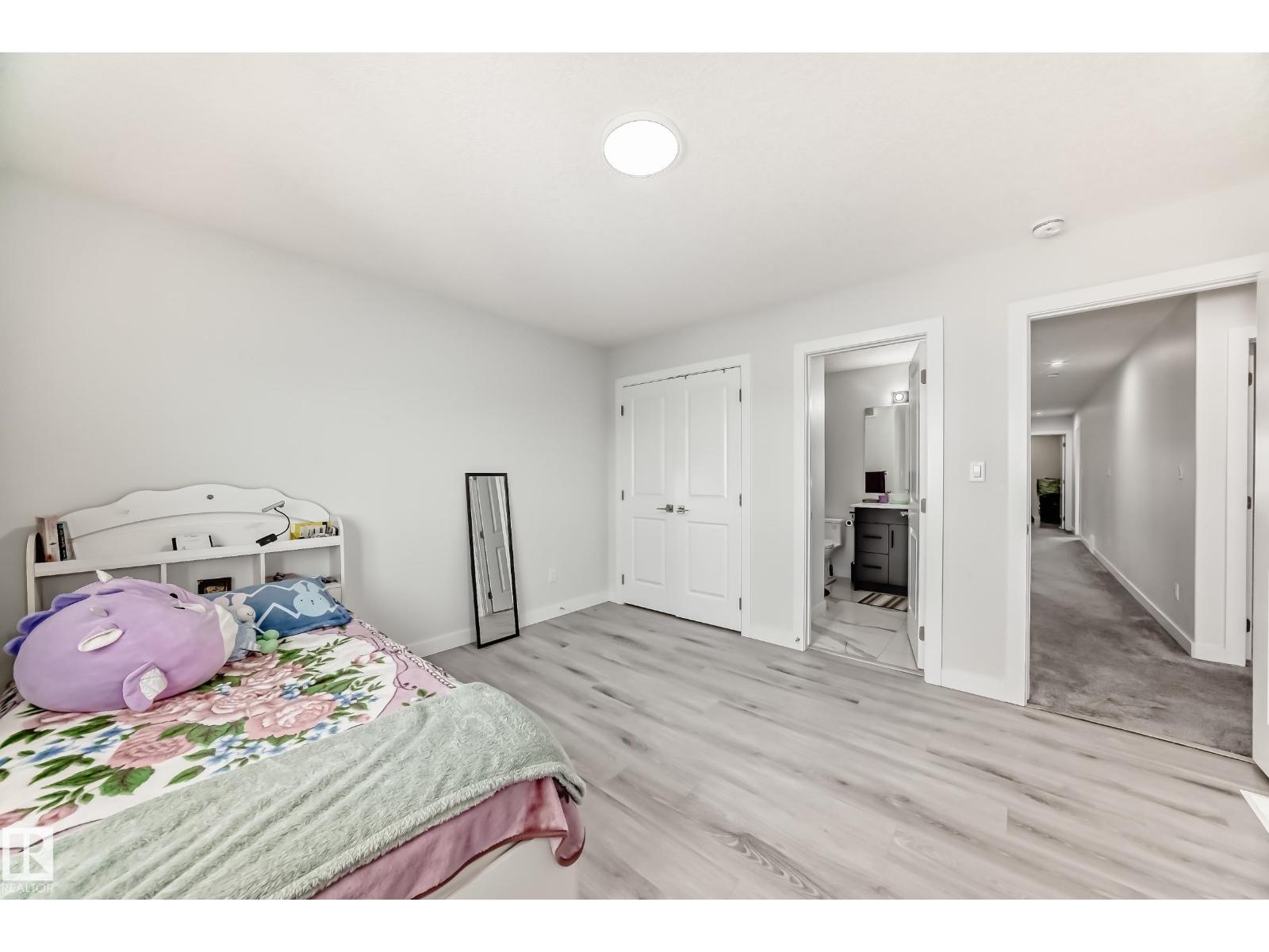 4509 170A AV NW - 33