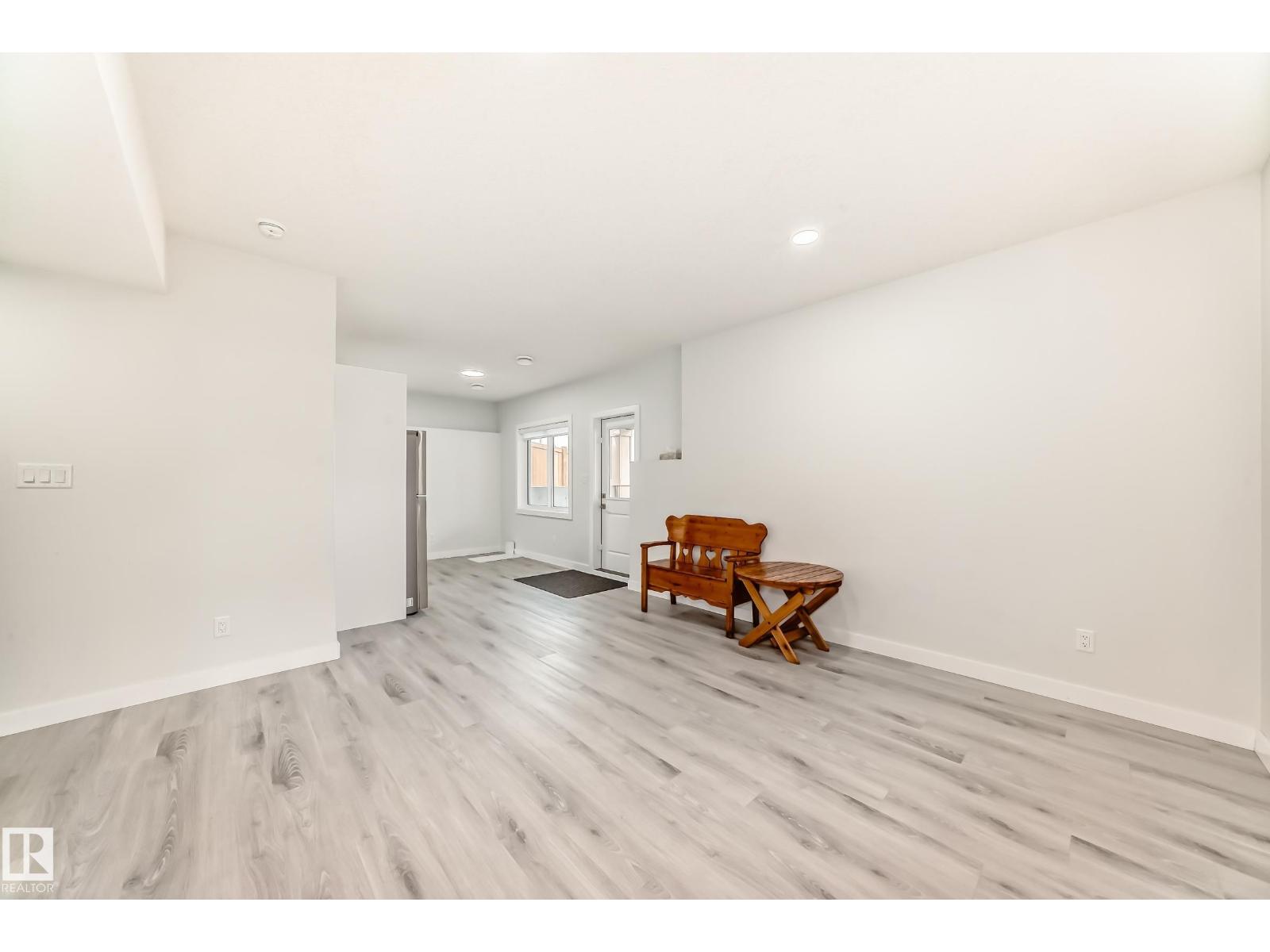 4509 170A AV NW - 47