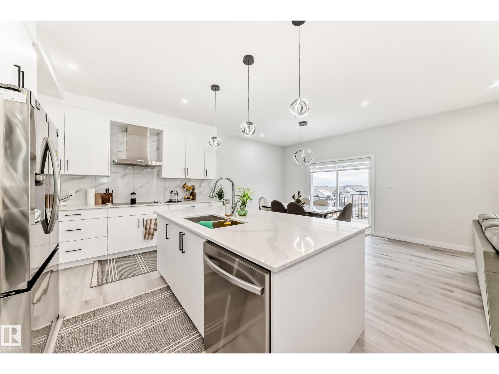 4509 170A AV NW - 9
