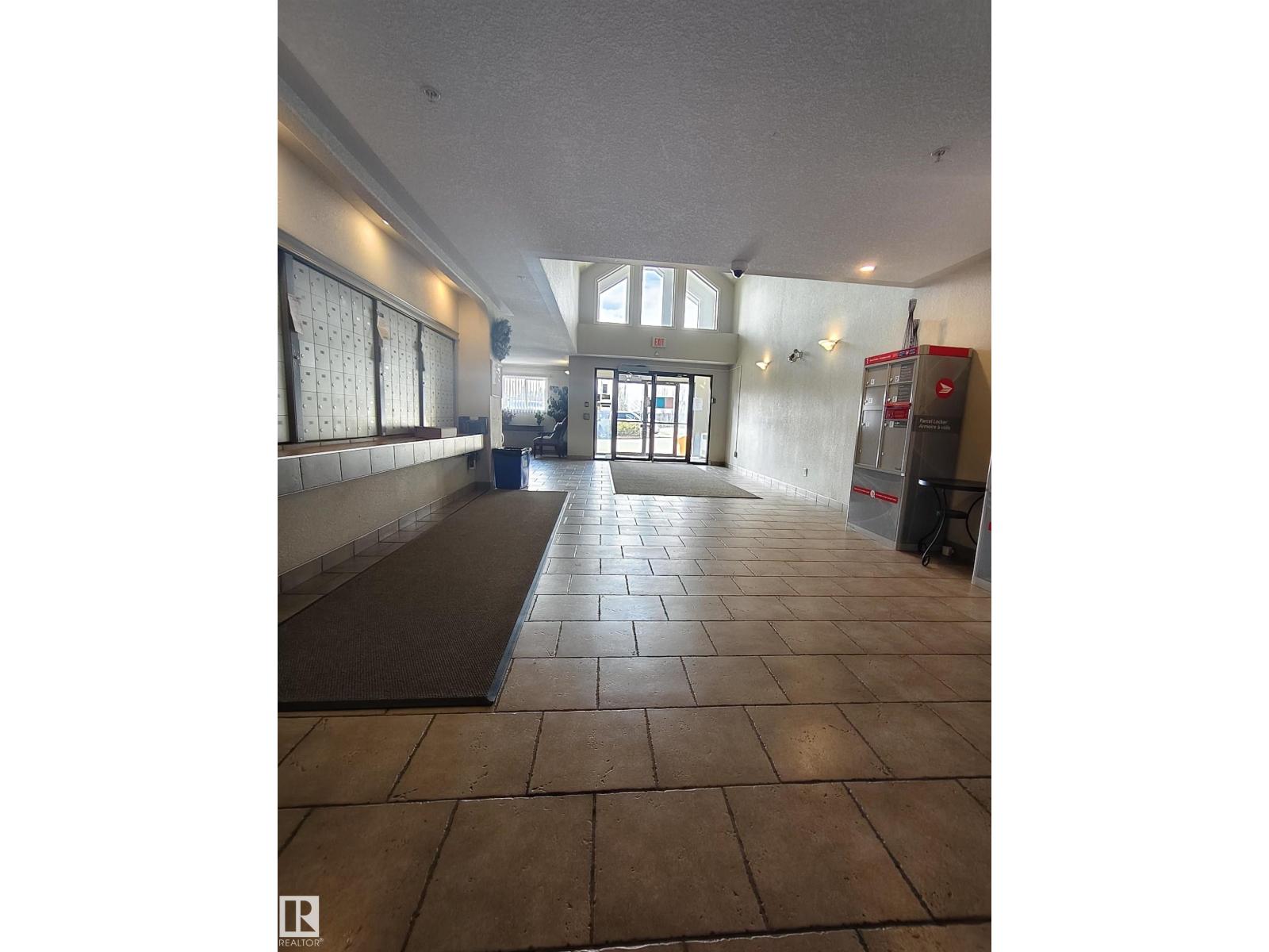 #209 7511 171 ST NW NW - 12