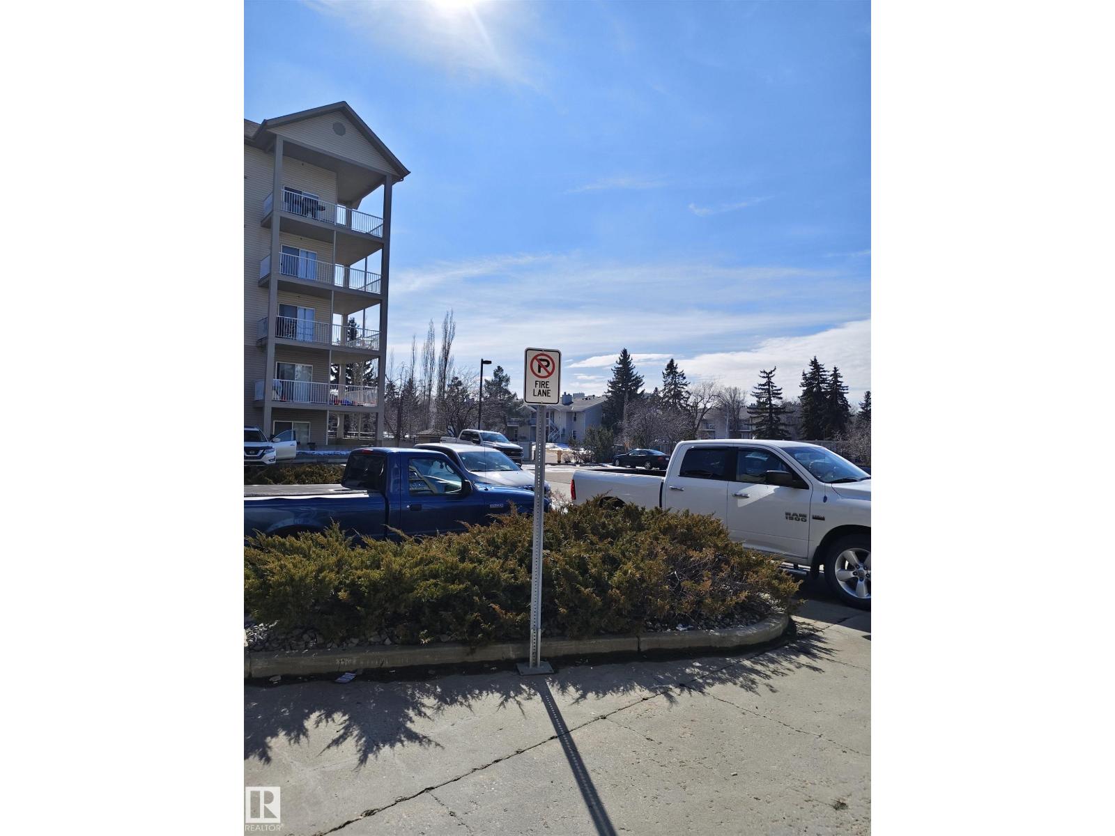 #209 7511 171 ST NW NW, Edmonton