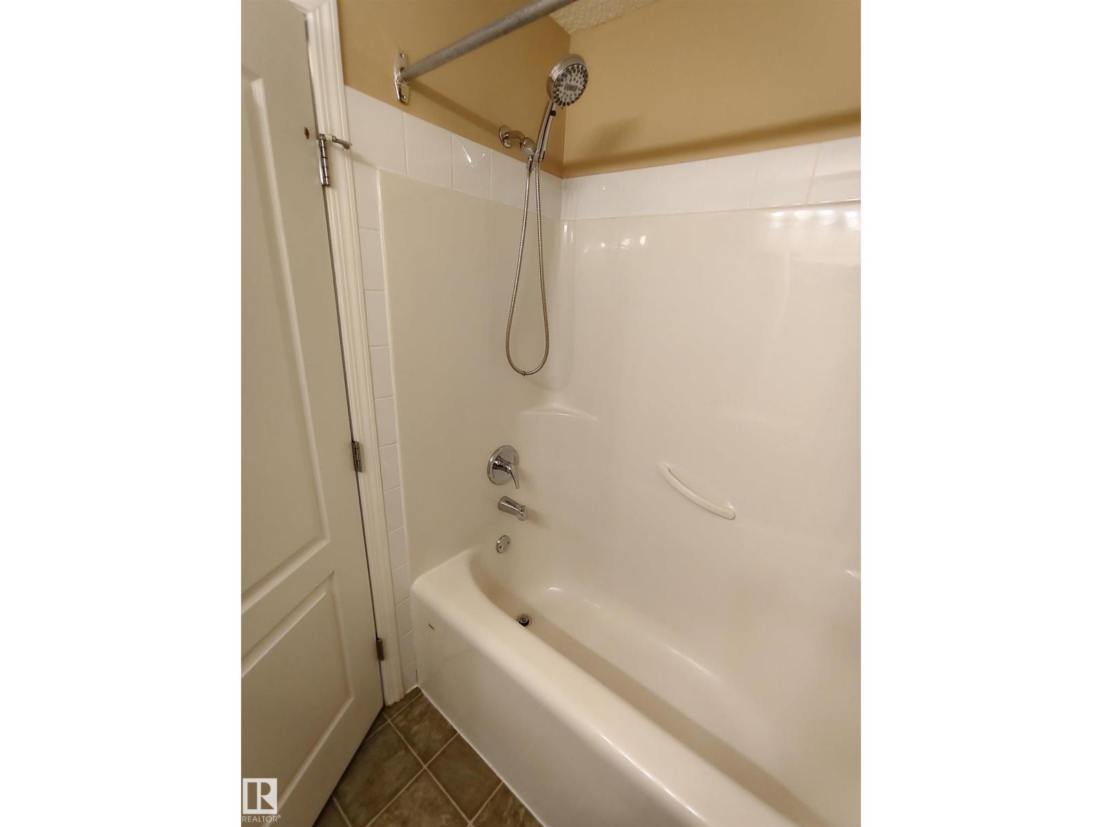 #209 7511 171 ST NW NW - 31