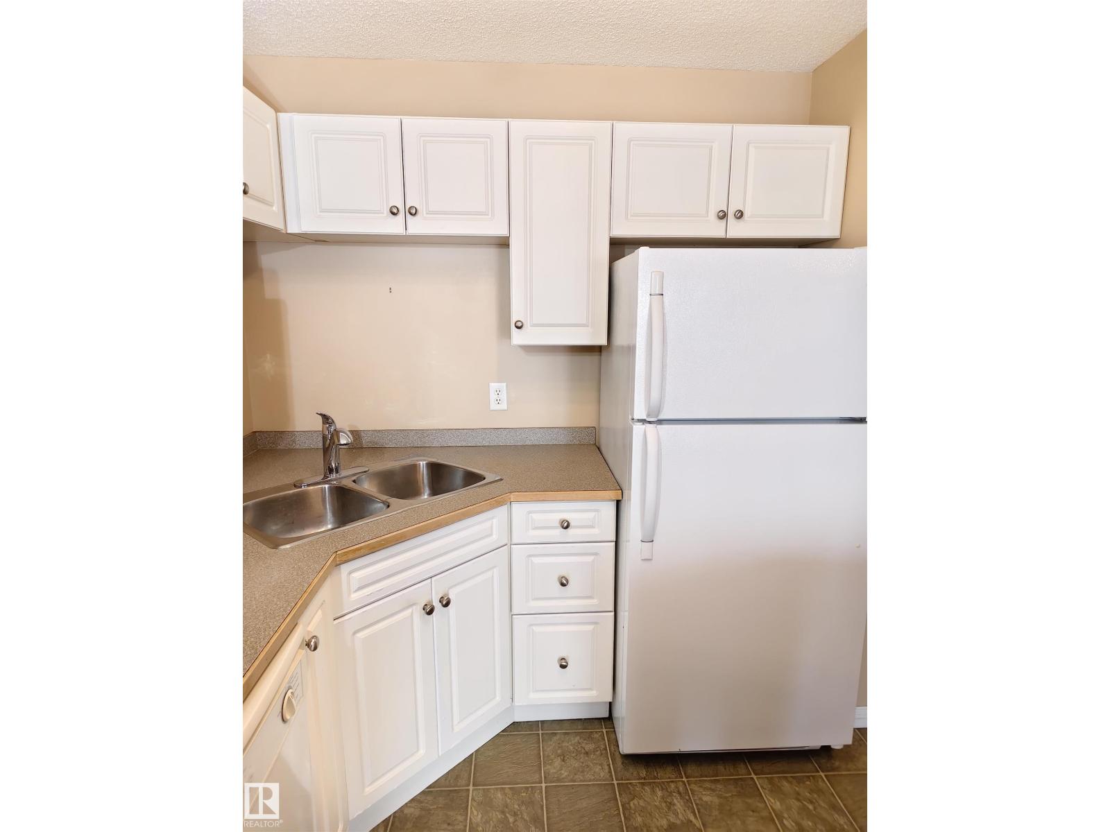 #209 7511 171 ST NW NW, Edmonton