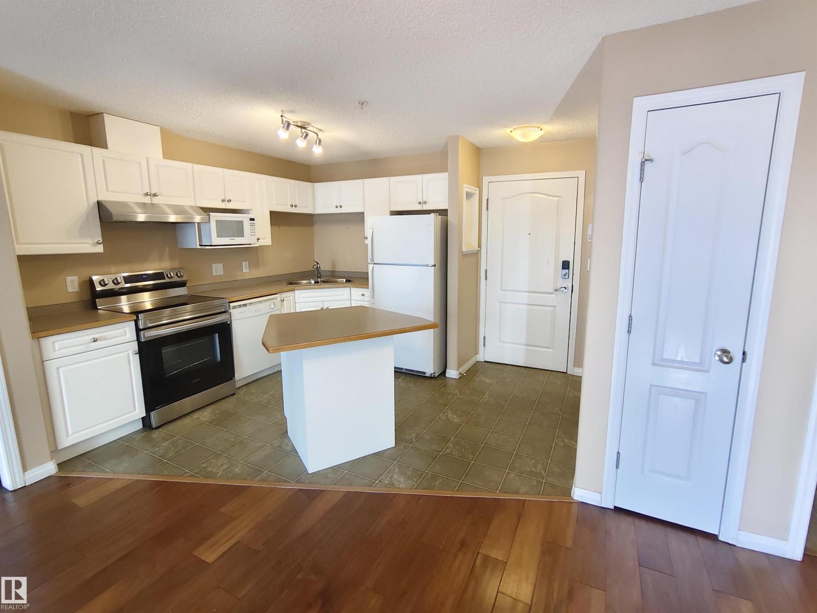 #209 7511 171 ST NW NW, Edmonton