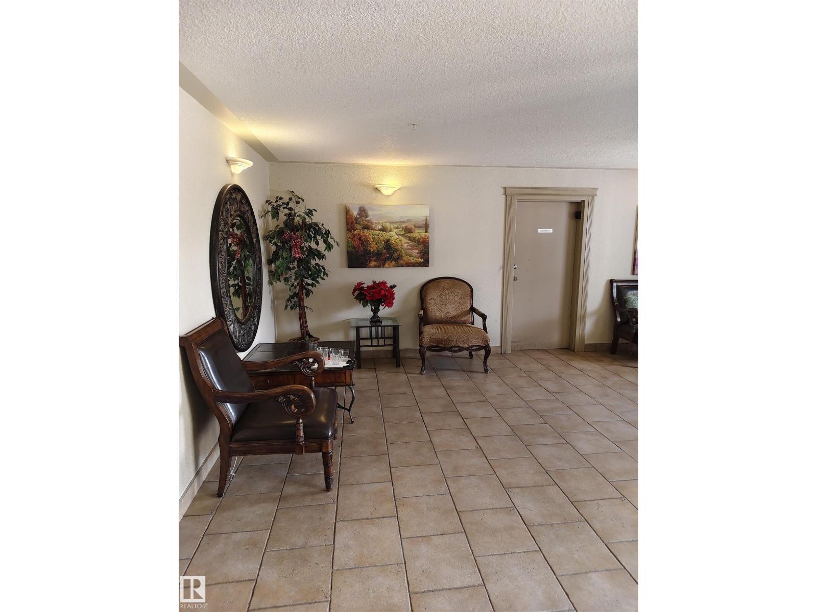 #209 7511 171 ST NW NW, Edmonton