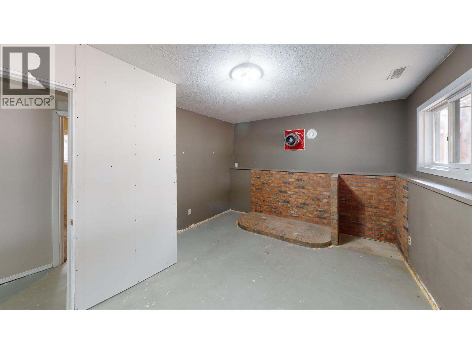 2951 BELCARRA ROAD - 17