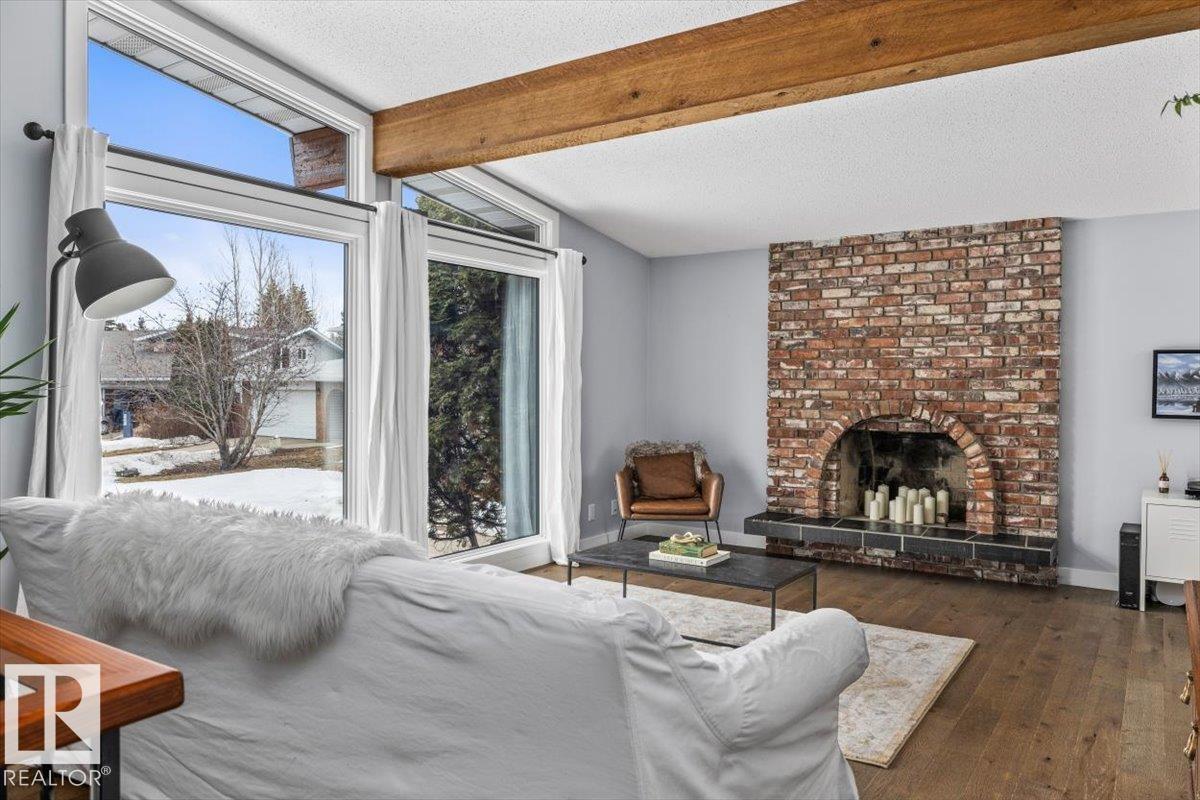 11427 35 AV NW, Edmonton