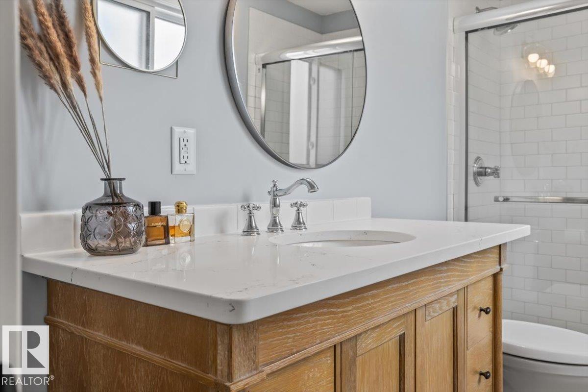 11427 35 AV NW, Edmonton