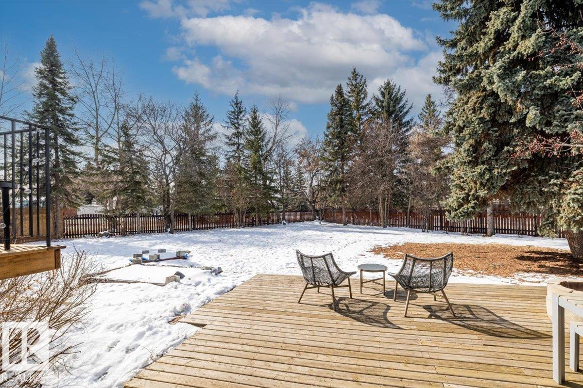 11427 35 AV NW, Edmonton