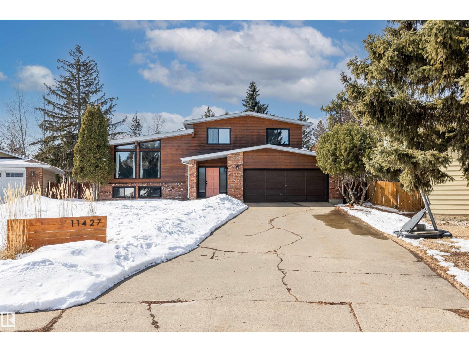 11427 35 AV NW, Edmonton