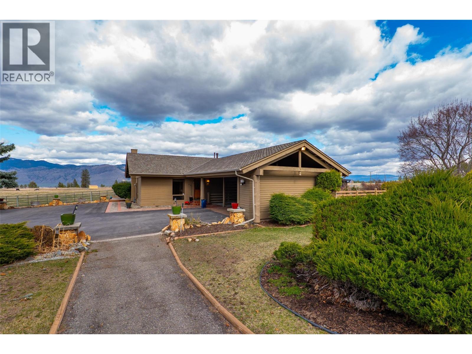 8140 Barnhartvale Road, Kamloops