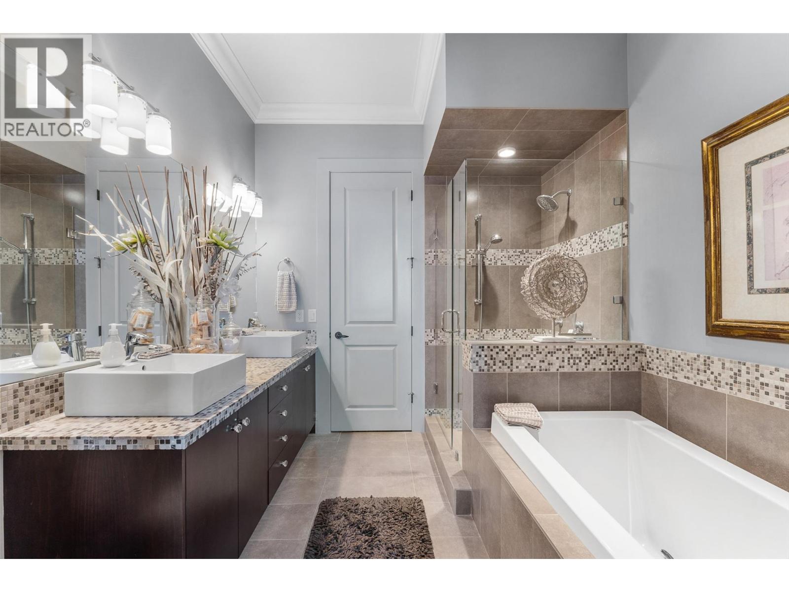 2493 Casa Palmero Drive Unit# 4, West Kelowna