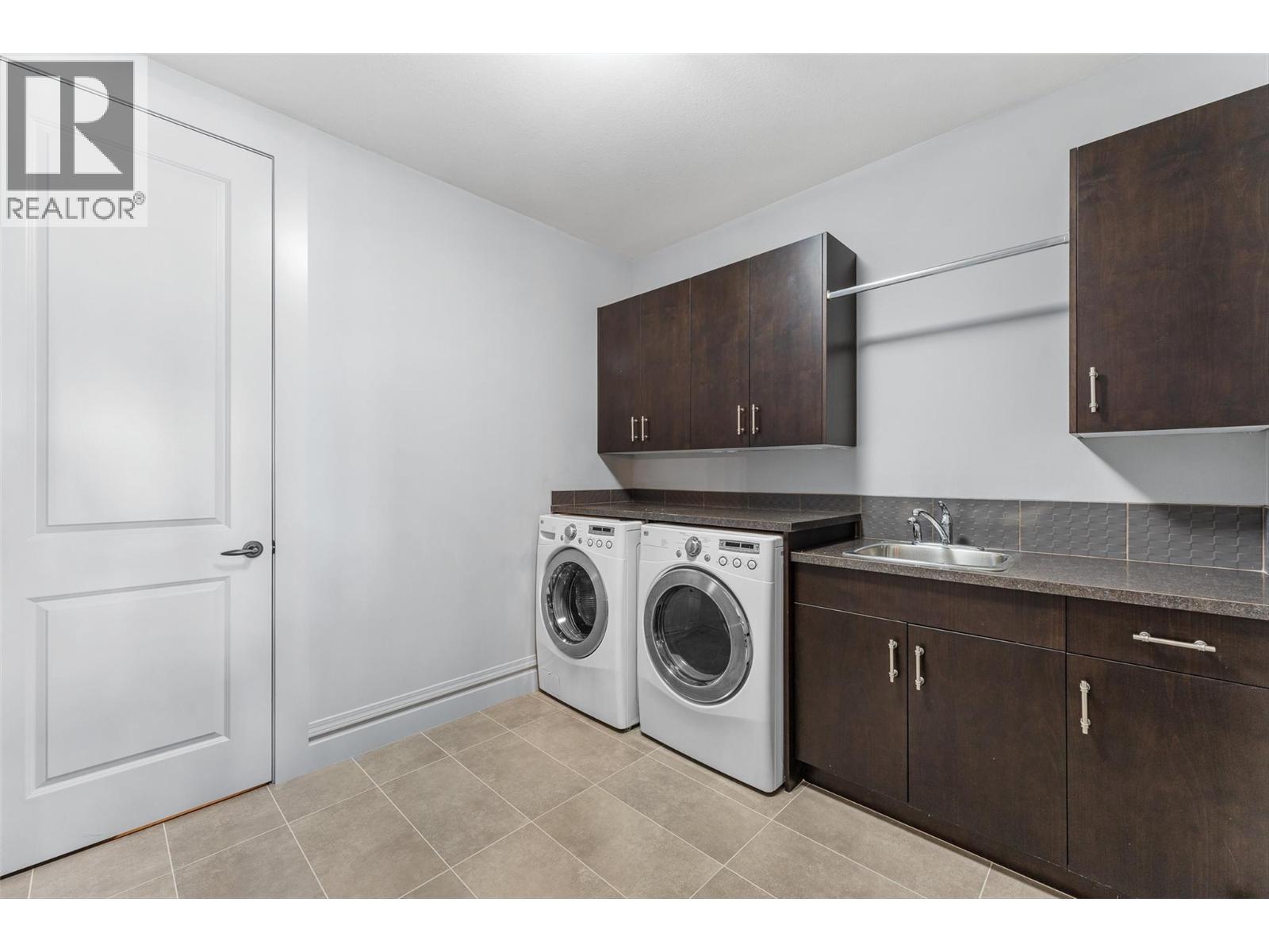 2493 Casa Palmero Drive Unit# 4, West Kelowna