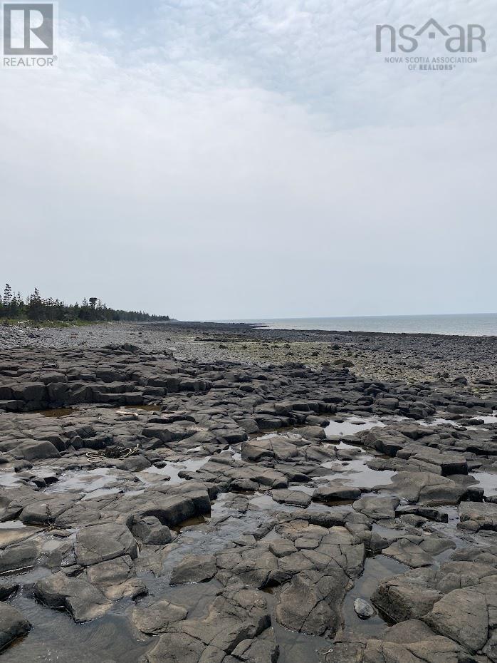 Property 11 of 28 of Lot 8b Shore road west