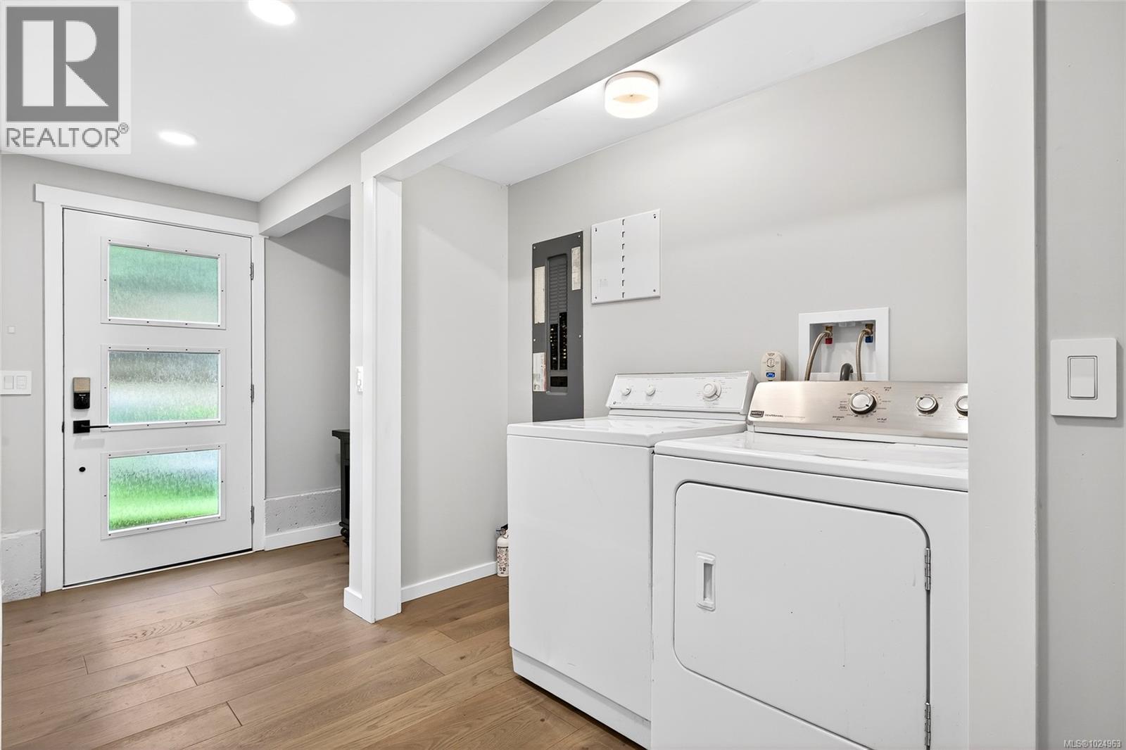 285 MOUNTAIN PARK DR - 36