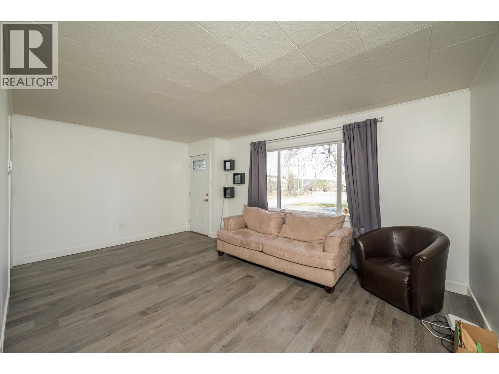 309 WAINWRIGHT STREET - 15