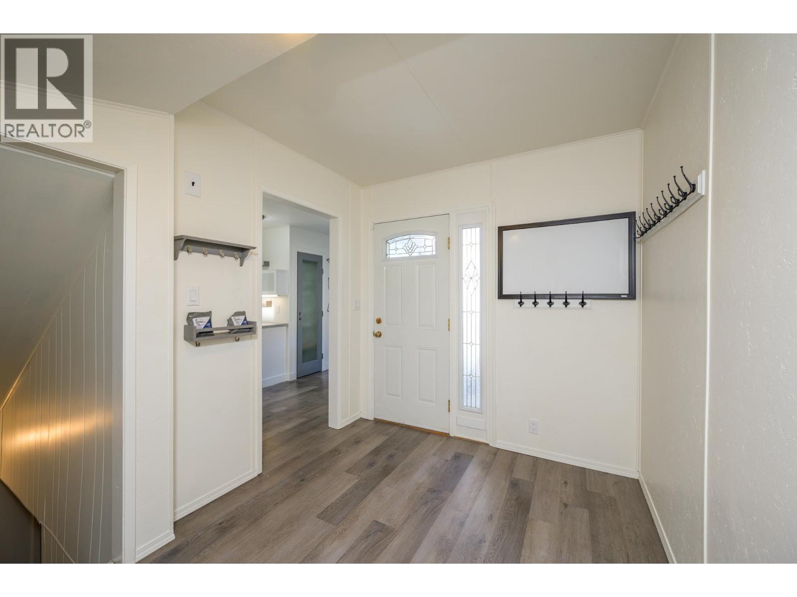 309 WAINWRIGHT STREET - 8