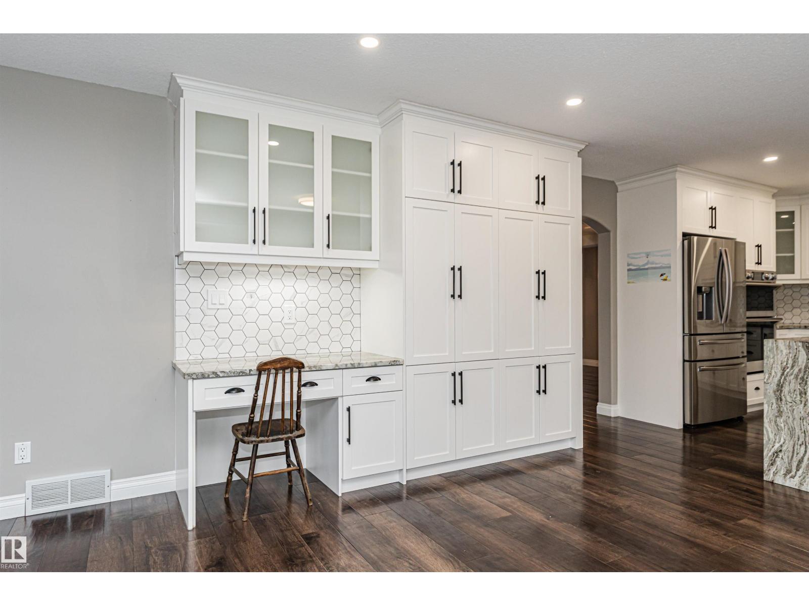 1213 115A ST NW, Edmonton