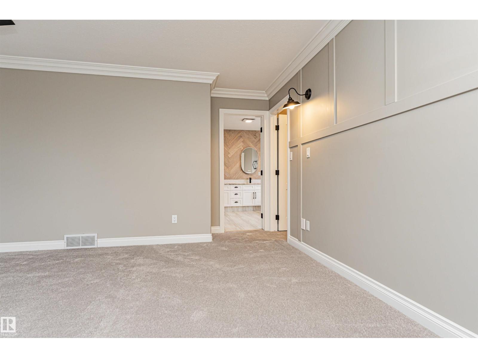 1213 115A ST NW, Edmonton