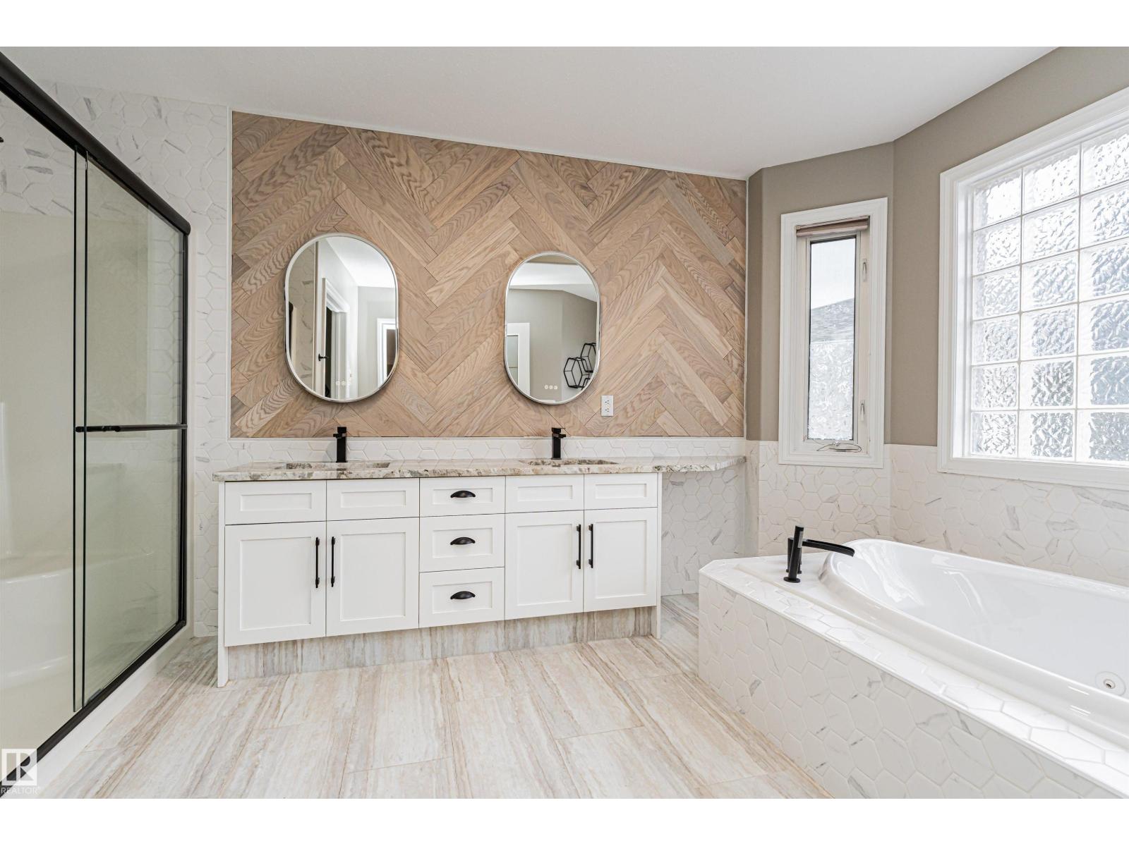 1213 115A ST NW, Edmonton