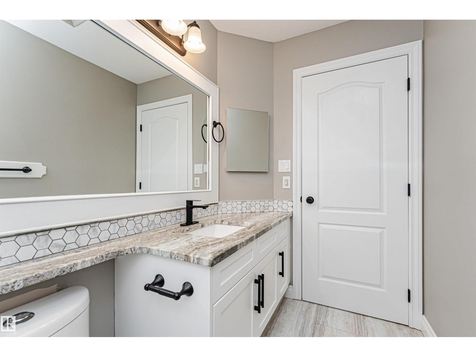 1213 115A ST NW, Edmonton